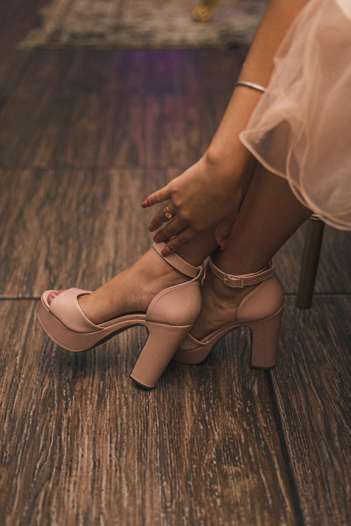 festa aniversario debutante 15 anos no Buffet Disney & Personalitte | sonho de princesa valsa cerimonia vestido inspiracao ideias criatividade decoracao | fotografo em Guaruja Ton Prans Fotografia