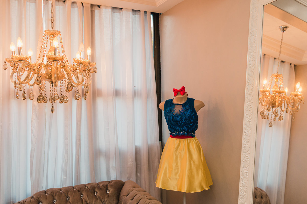 Ton Prans Fotografia | Making Of  debutante 15 anos da Ana Beatris no Guarujá no Instituto Erika Nogueira | Festa Aniversario Maquiagem Makeup Make