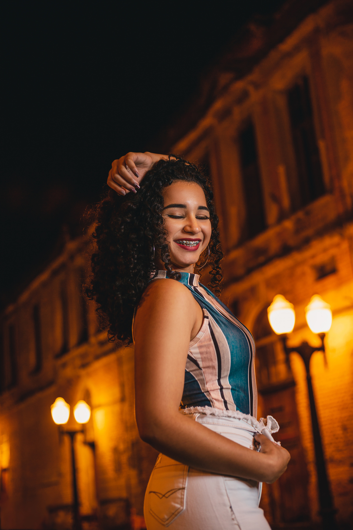 Ton Prans Fotografia | Ensaio debutante 15 anos da Gabriella Melo em Guarujá e Santos | sol natureza praia sorriso princesa modelo tumblr aniversário santos centro noite luzes