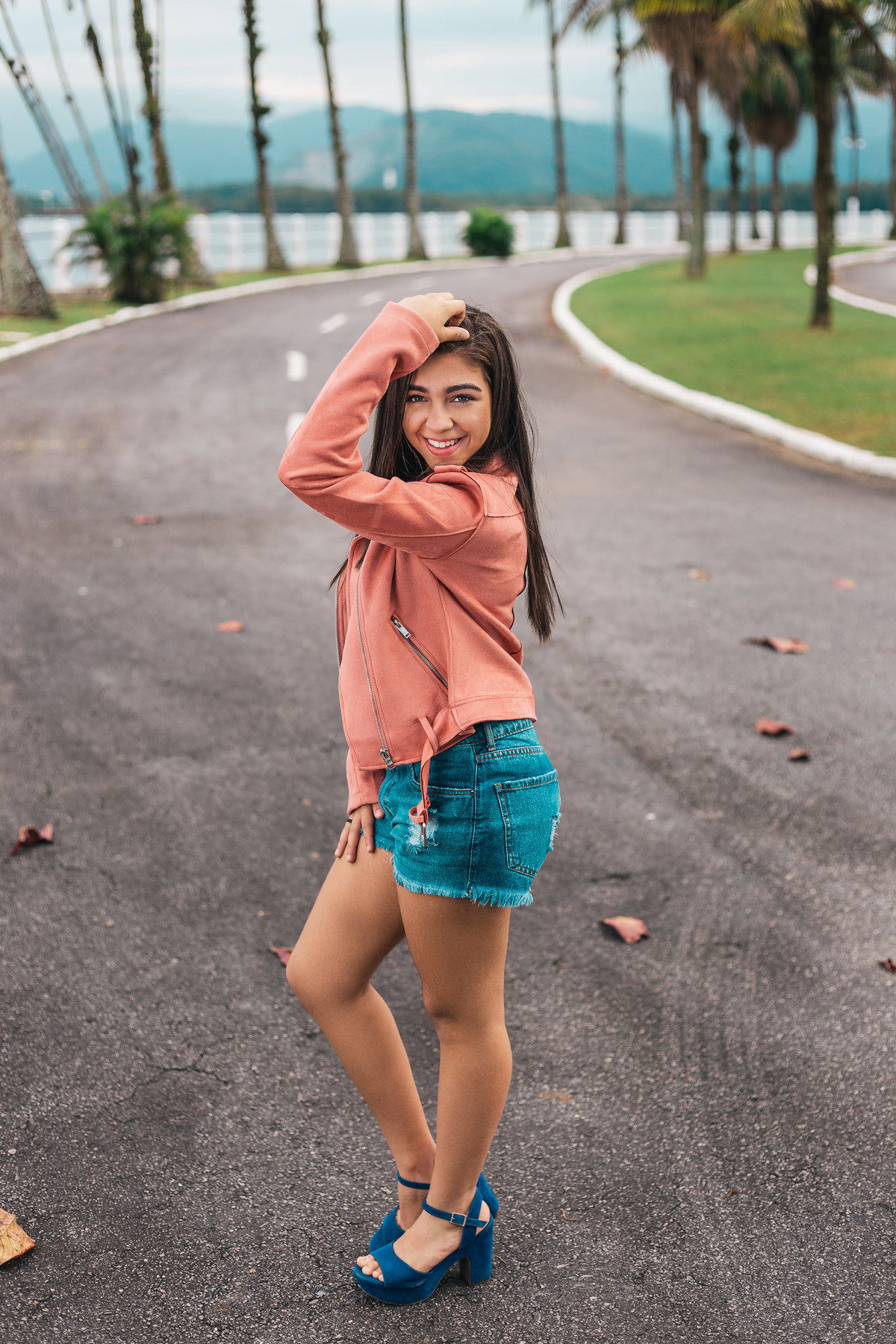 Ton Prans Fotografia | Ensaio debutante 15 anos da Maria Werneck em Guarujá  | sol natureza praia sorriso princesa modelo tumblr aniversário