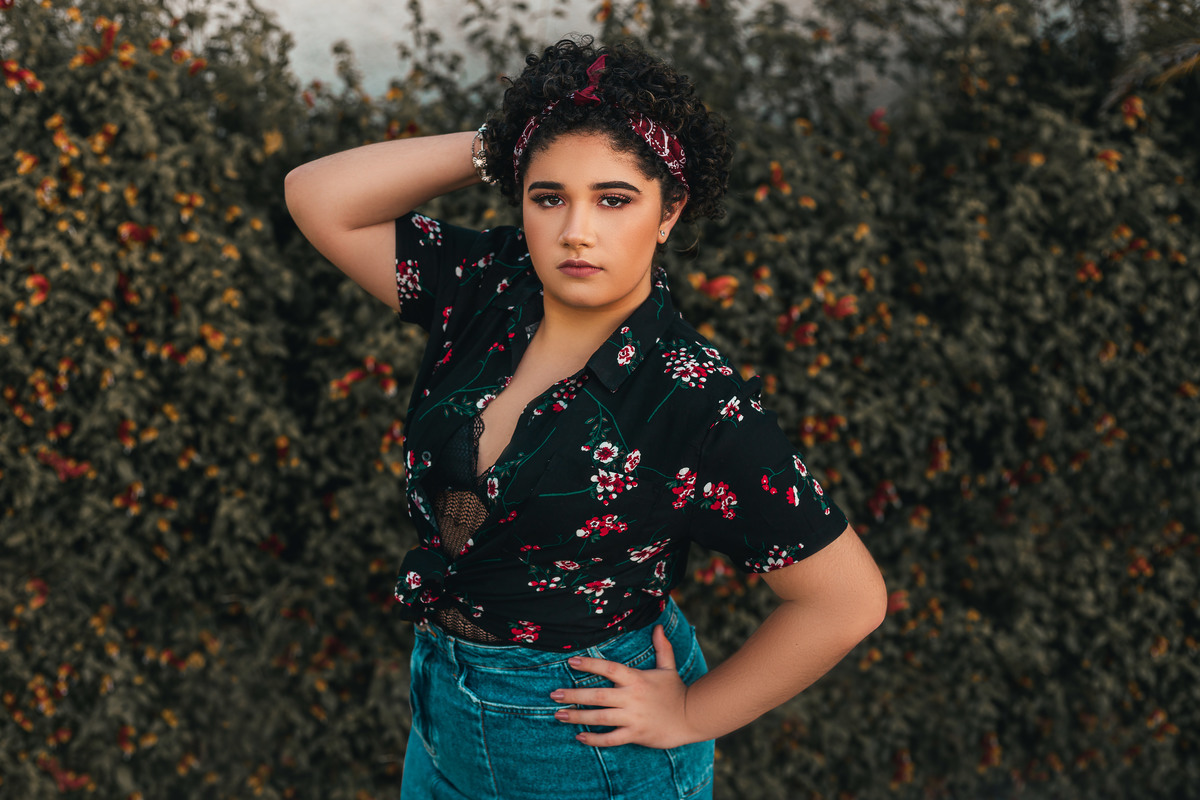 Ton Prans Fotografia | Ensaio debutante 15 anos da Ana Beatriz em Santos | sol natureza sorriso princesa modelo tumblr aniversário monte serrat guarujá cacheada