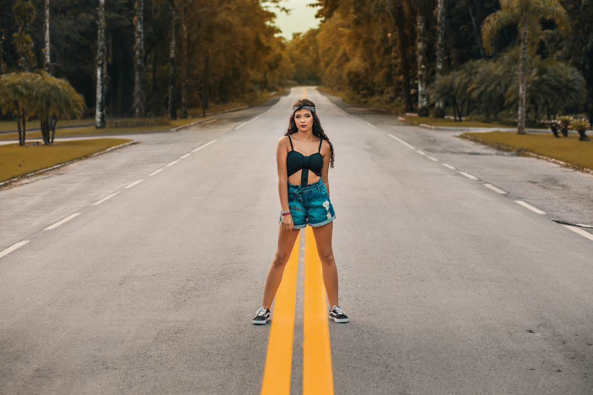 Ton Prans Fotografia | Ensaio debutante 15 anos da Maria Eduarda na Praia da Tijucopava Guarujá e Centro Santos | sol natureza sorriso princesa modelo tumblr aniversário | são paulo 15 anos vx