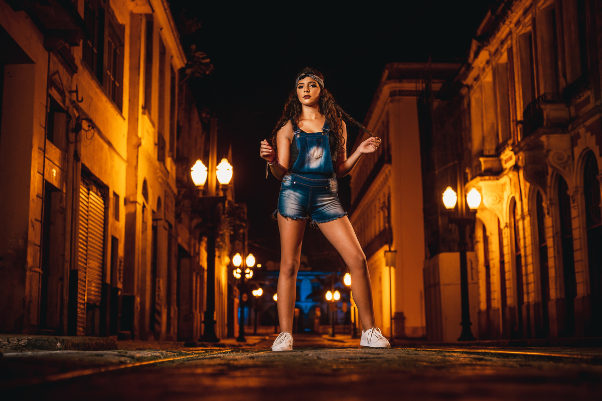 Ton Prans Fotografia | Ensaio debutante 15 anos da Maria Eduarda na Praia da Tijucopava Guarujá e Centro Santos | sol natureza sorriso princesa modelo tumblr aniversário | são paulo 15 anos vx