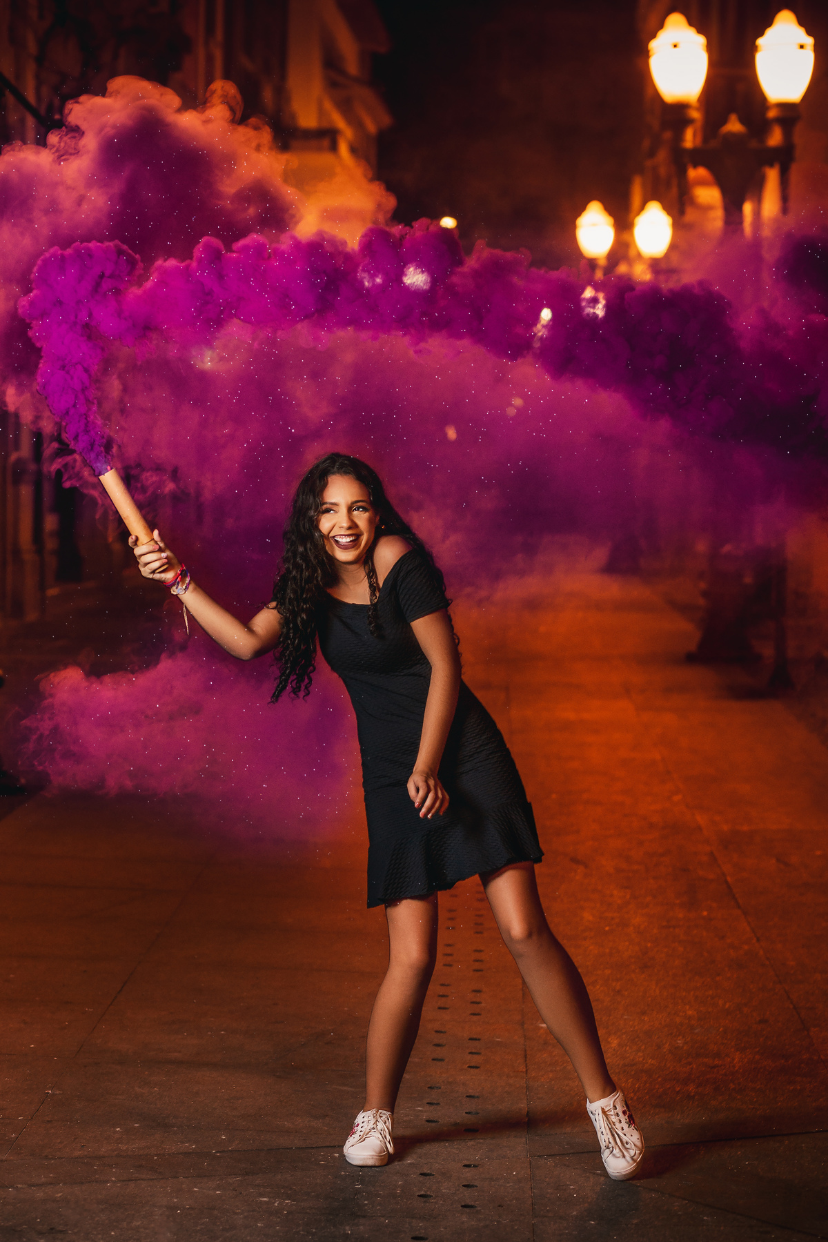Ton Prans Fotografia | Ensaio debutante 15 anos da Maria Eduarda na Praia da Tijucopava Guarujá e Centro Santos | sol natureza sorriso princesa modelo tumblr aniversário | são paulo 15 anos vx