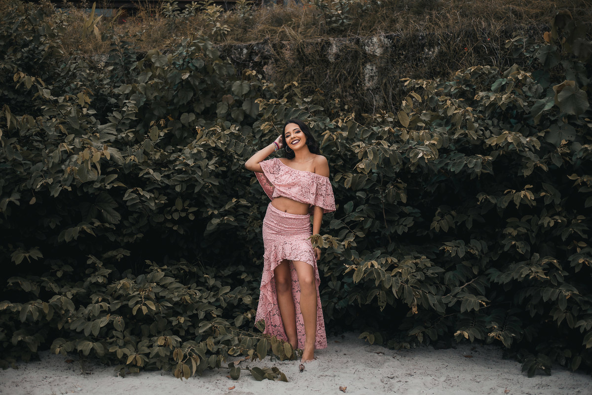 Ton Prans Fotografia | Ensaio debutante 15 anos da Maria Eduarda na Praia da Tijucopava Guarujá e Centro Santos | sol natureza sorriso princesa modelo tumblr aniversário | são paulo 15 anos vx