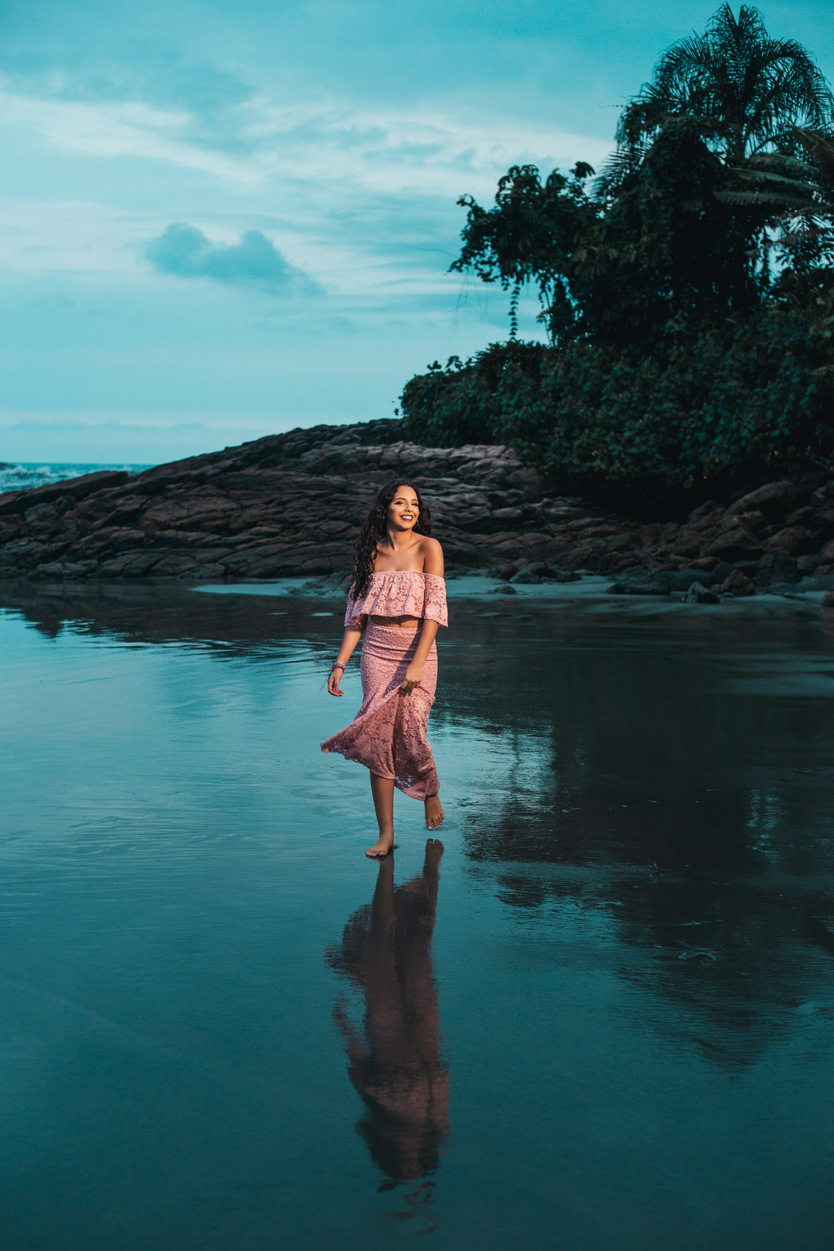 Ton Prans Fotografia | Ensaio debutante 15 anos da Maria Eduarda na Praia da Tijucopava Guarujá e Centro Santos | sol natureza sorriso princesa modelo tumblr aniversário | são paulo 15 anos vx