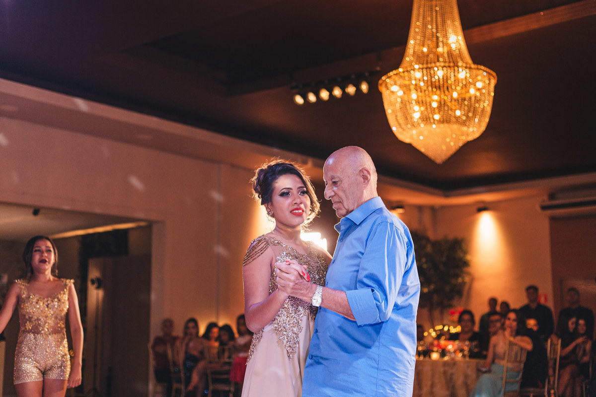 Ton Prans Fotografia | Festa Aniversário debutante 15 anos da Mariana Jamile no Buffet Ateliê do Sabor | Guarujá - SP São Paulo | princesa sonho valsa dança balada cerimonia
