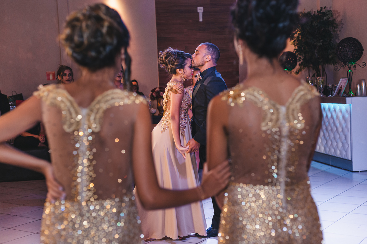 Ton Prans Fotografia | Festa Aniversário debutante 15 anos da Mariana Jamile no Buffet Ateliê do Sabor | Guarujá - SP São Paulo | princesa sonho valsa dança balada cerimonia
