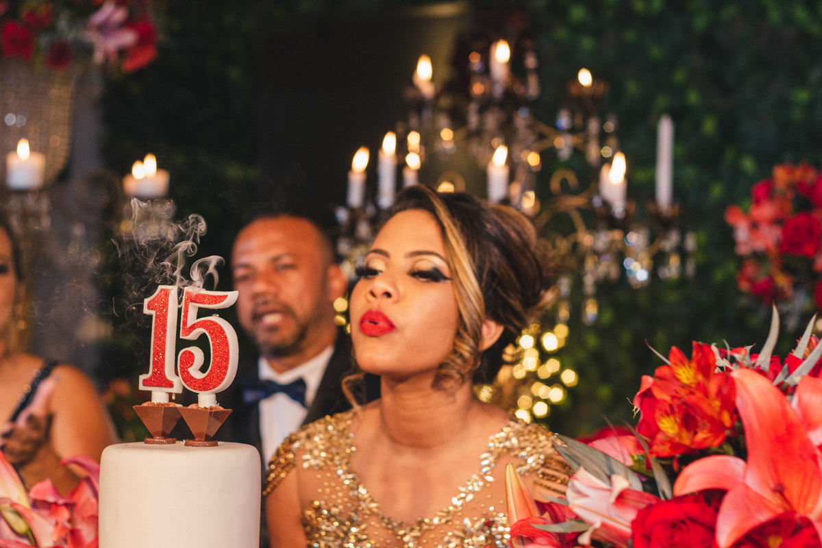 Ton Prans Fotografia | Festa Aniversário debutante 15 anos da Mariana Jamile no Buffet Ateliê do Sabor | Guarujá - SP São Paulo | princesa sonho valsa dança balada cerimonia