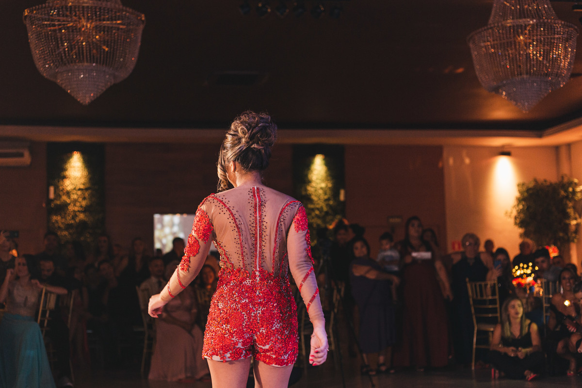 Ton Prans Fotografia | Festa Aniversário debutante 15 anos da Mariana Jamile no Buffet Ateliê do Sabor | Guarujá - SP São Paulo | princesa sonho valsa dança balada cerimonia