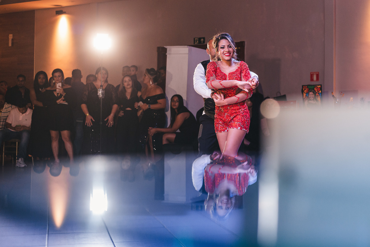 Ton Prans Fotografia | Festa Aniversário debutante 15 anos da Mariana Jamile no Buffet Ateliê do Sabor | Guarujá - SP São Paulo | princesa sonho valsa dança balada cerimonia