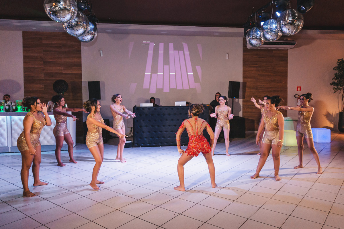 Ton Prans Fotografia | Festa Aniversário debutante 15 anos da Mariana Jamile no Buffet Ateliê do Sabor | Guarujá - SP São Paulo | princesa sonho valsa dança balada cerimonia