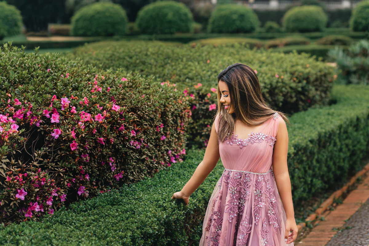 Ton Prans Fotografia | Ensaio debutante 15 anos da Mariana Jamile em Museu do Ipiranga e Avenida Paulista em São Paulo | sol natureza sorriso princesa modelo tumblr aniversário | 15 anos vx