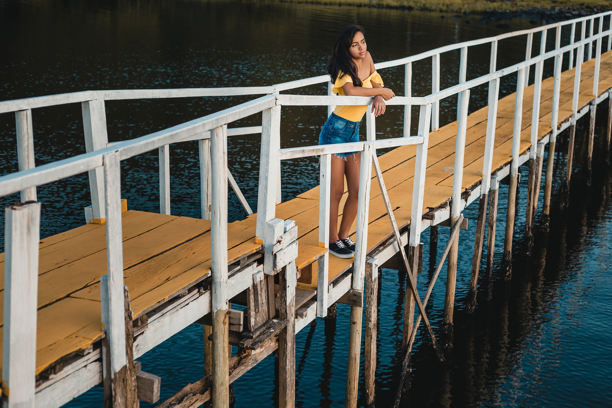 ensaio fotografico book debutante 15 anos na Praia São Pedro e Praia das Conchas  | inspiracao ideias criatividade poses modelo | fotografo em Guaruja Ton Prans Fotografia