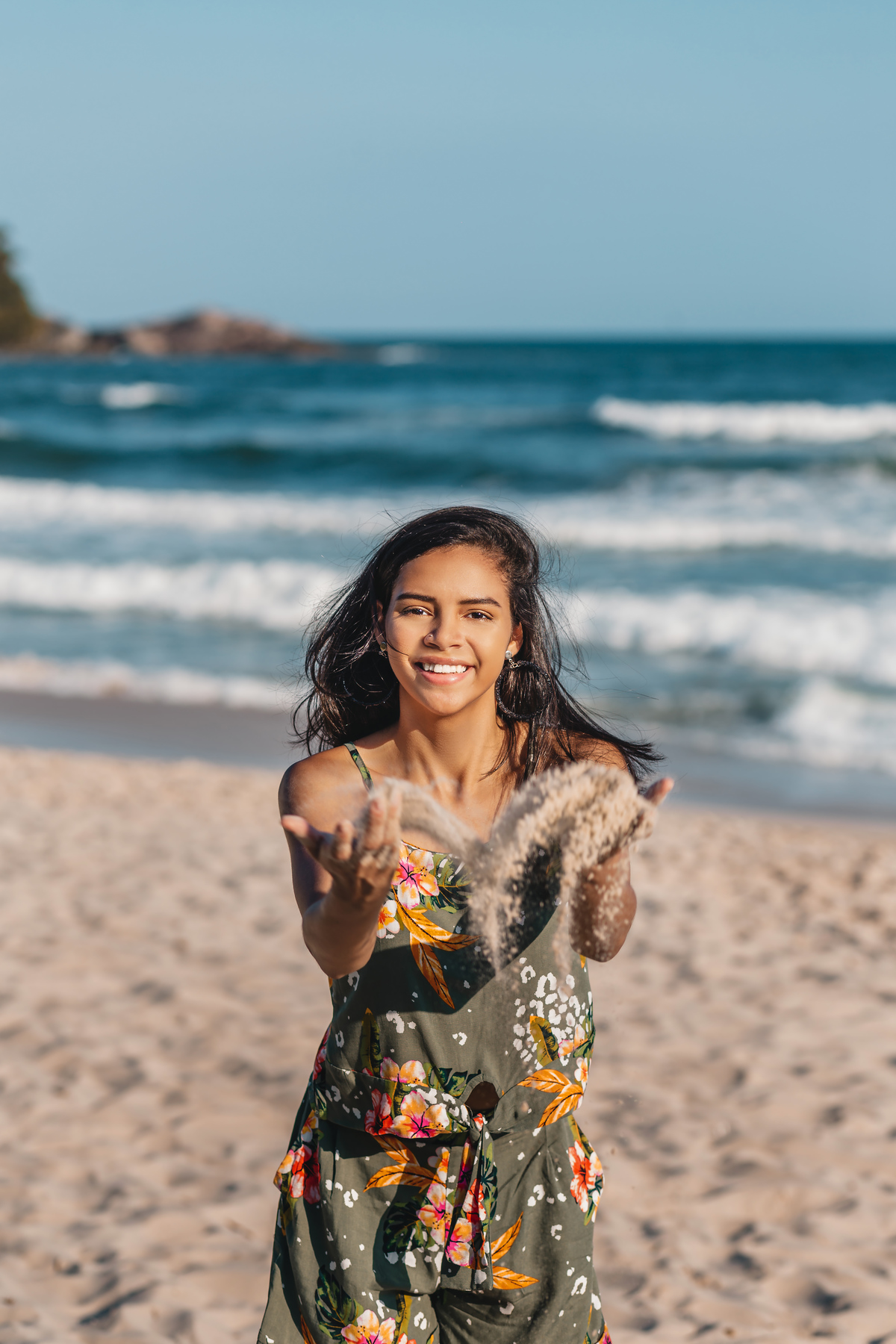 ensaio fotografico book debutante 15 anos na Praia São Pedro e Praia das Conchas  | inspiracao ideias criatividade poses modelo | fotografo em Guaruja Ton Prans Fotografia