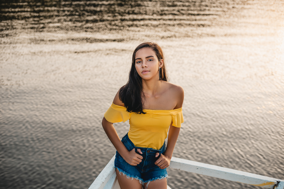 ensaio fotografico book debutante 15 anos na Praia São Pedro e Praia das Conchas  | inspiracao ideias criatividade poses modelo | fotografo em Guaruja Ton Prans Fotografia