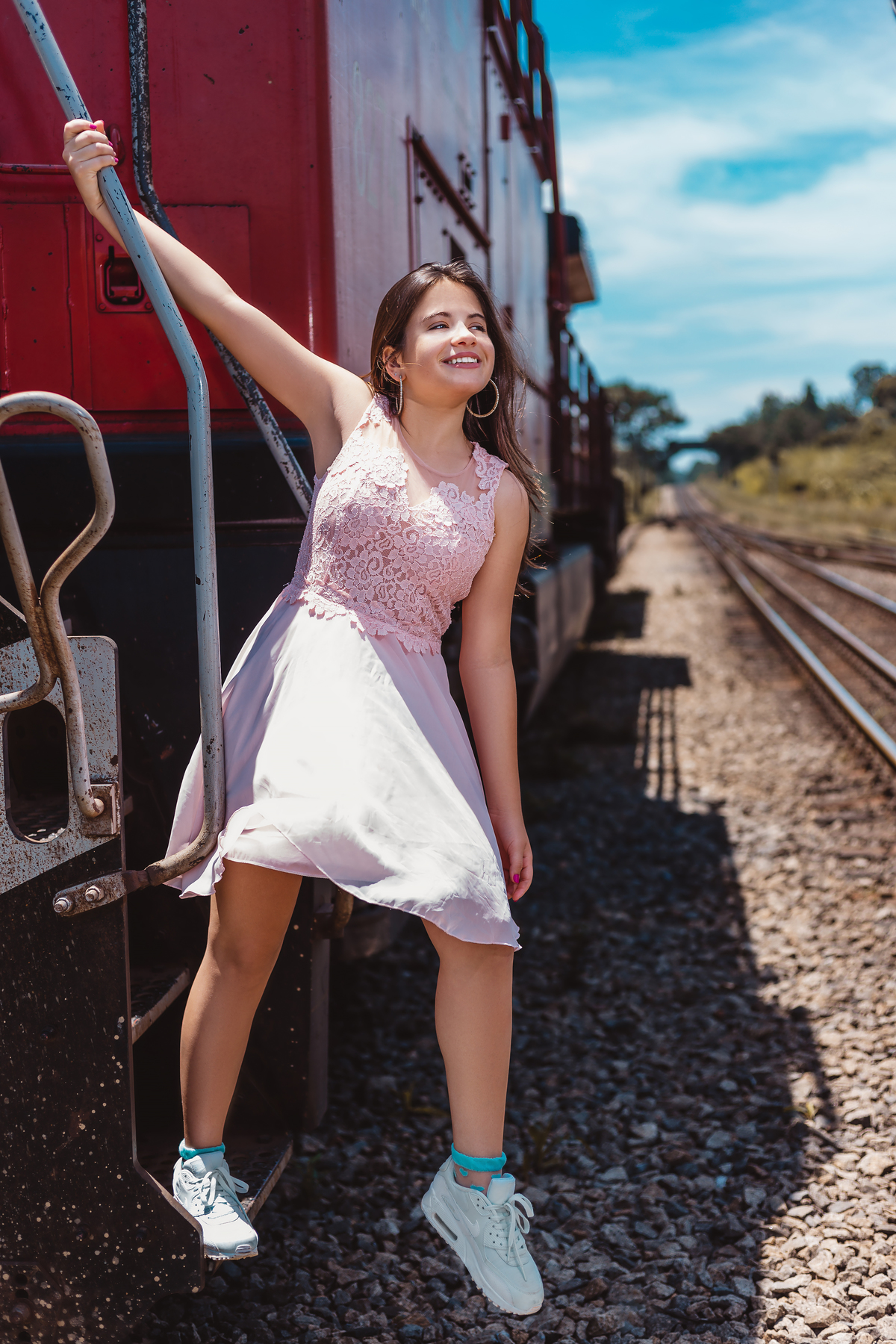 Ton Prans Fotografia | Ensaio debutante 15 anos da Ana Clara em São Paulo | sol natureza sorriso princesa modelo tumblr aniversário photoshoot ensaio feminino fotográfico retrato inspiracao ideias criatividade mood book portrait externo flores