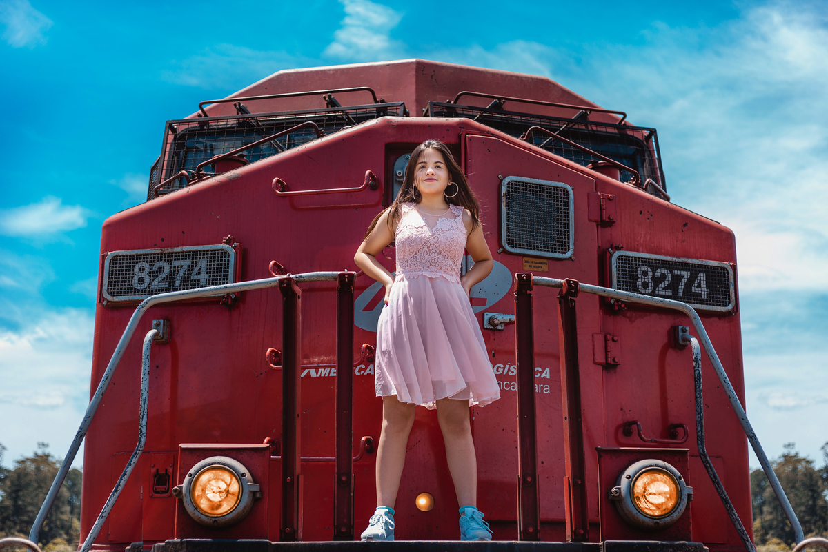 Ton Prans Fotografia | Ensaio debutante 15 anos da Ana Clara em São Paulo | sol natureza sorriso princesa modelo tumblr aniversário photoshoot ensaio feminino fotográfico retrato inspiracao ideias criatividade mood book portrait externo flores