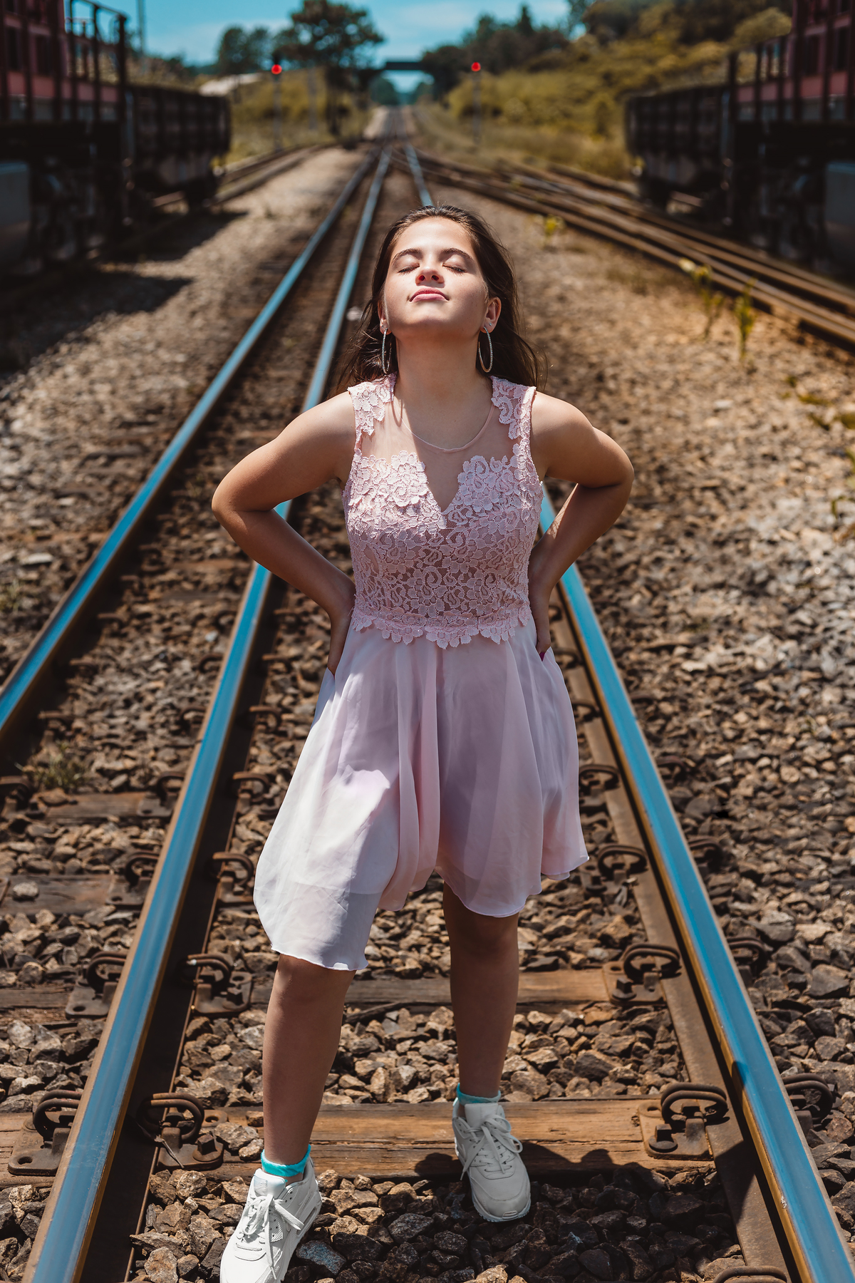 Ton Prans Fotografia | Ensaio debutante 15 anos da Ana Clara em São Paulo | sol natureza sorriso princesa modelo tumblr aniversário photoshoot ensaio feminino fotográfico retrato inspiracao ideias criatividade mood book portrait externo flores