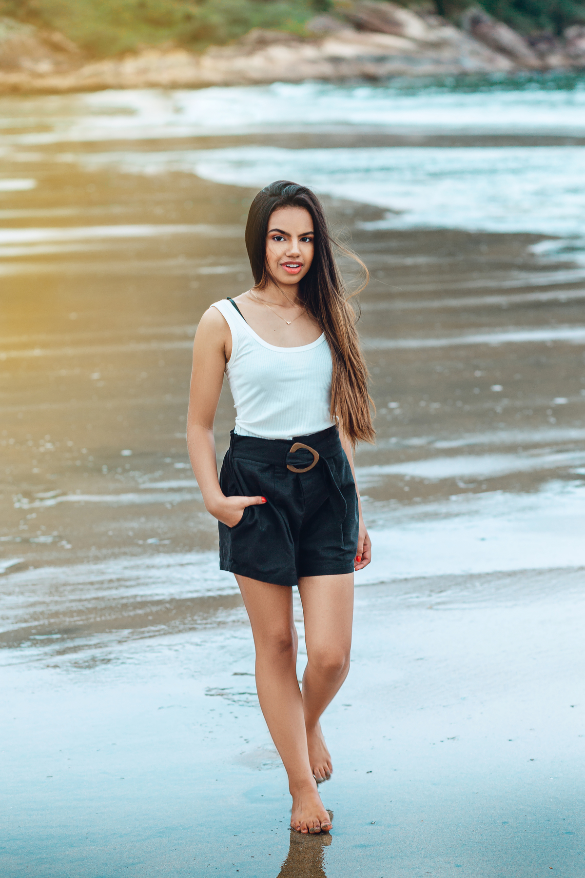 ensaio fotografico book debutante 15 anos na praia do Guaiuba | inspiracao ideias criatividade poses modelo | fotografo em Guaruja Ton Prans Fotografia