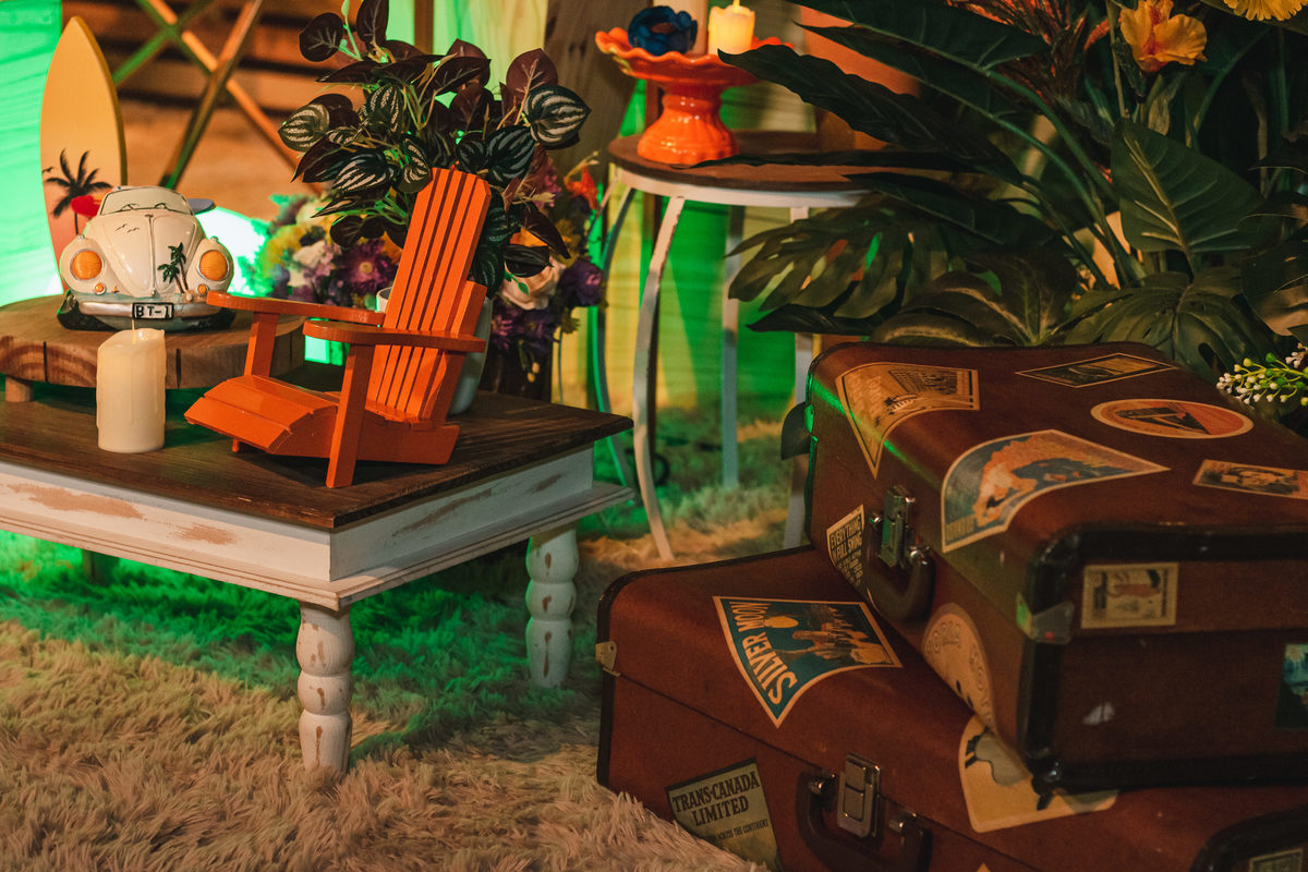 festa aniversario debutante 15 anos no Espaço Atmosphera | sonho de princesa valsa cerimonia vestido inspiracao ideias criatividade decoracao surf havai | fotografo em Guaruja Ton Prans Fotografia