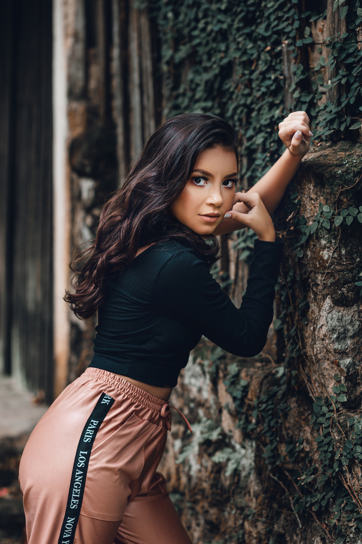 ensaio fotografico book debutante 15 anos street na rua | inspiracao ideias criatividade poses modelo | fotografo em Guaruja Ton Prans Fotografia