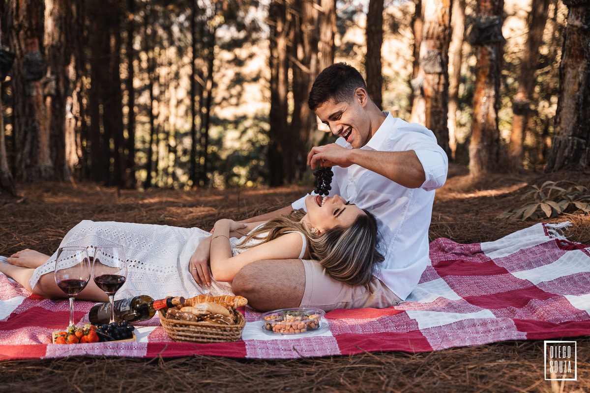 Ensaio pré casamento em Bom Jardim de Minas - por do sol no morro do cristo