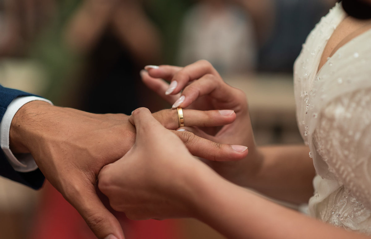 casamento leila e victor na catedral Nossa senhora da glória em Valença-rj