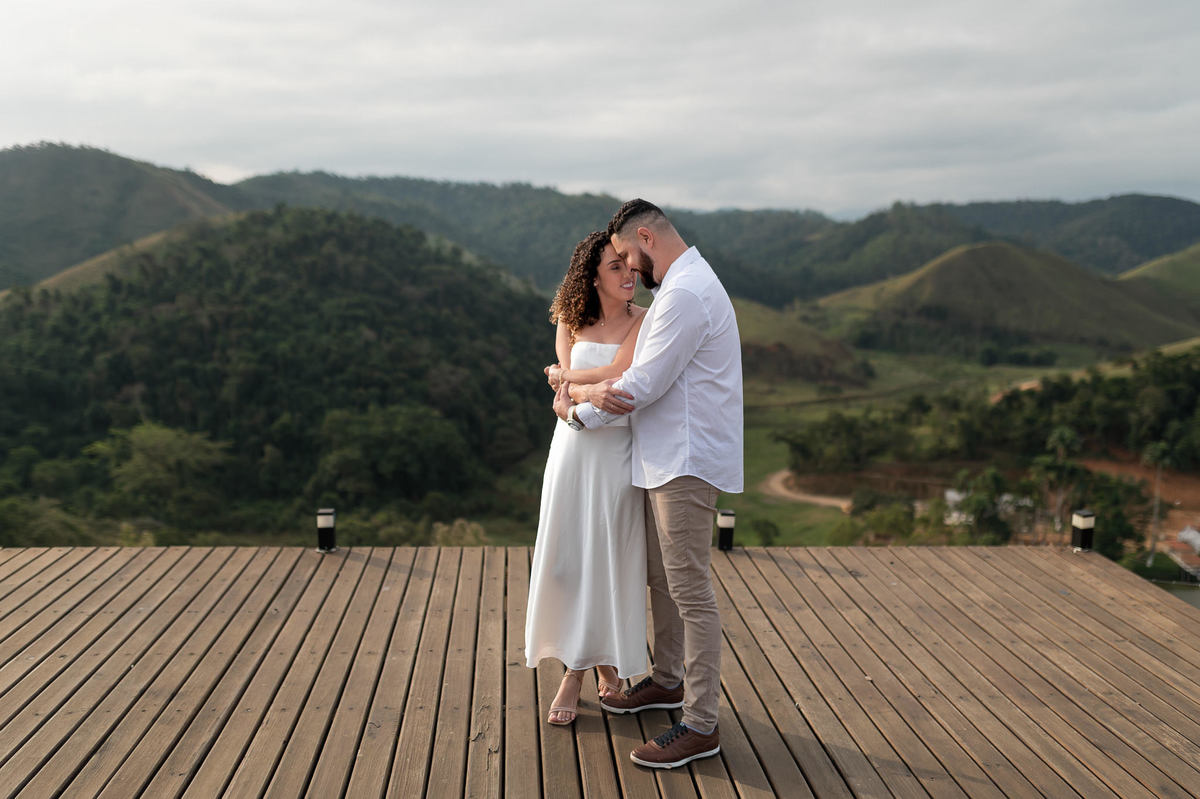 Ensaio Pré-Wedding da Kátia e Tadeu no Recanto da União | Fotografia de Casamento em Volta Redonda