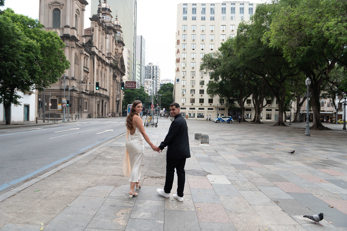 Ensaio Pré Wedding Letícia e Gabriel Igreja da Candelária - Rio de Janeiro-RJ