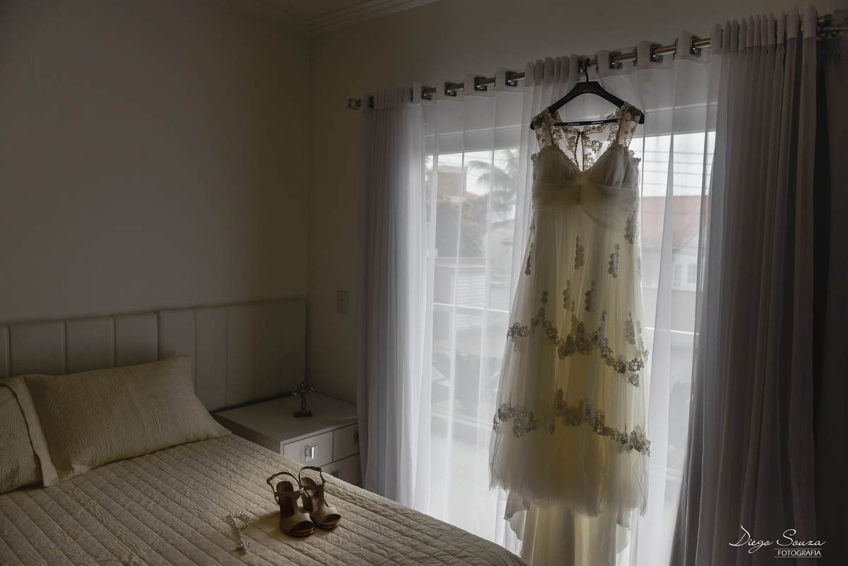 lindo vestido de noiva