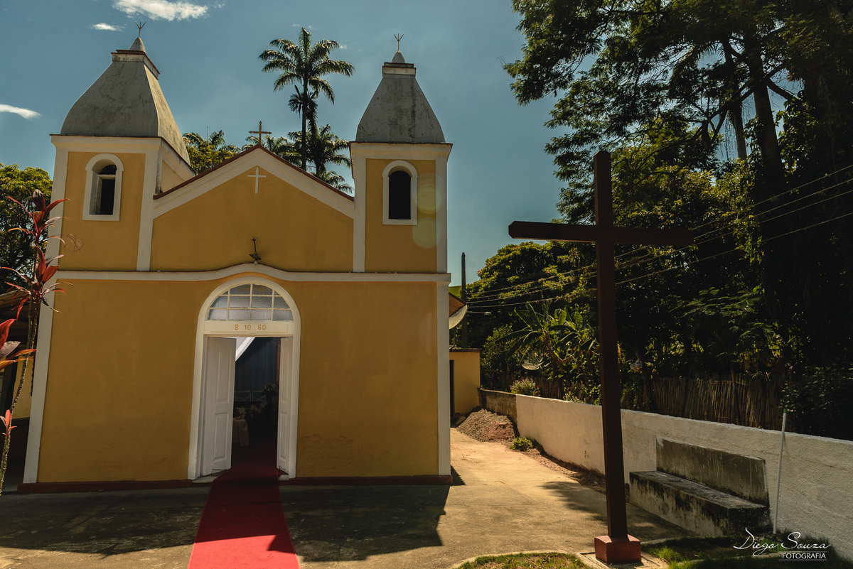 linda igreja em santa ignácia em Valença/rj