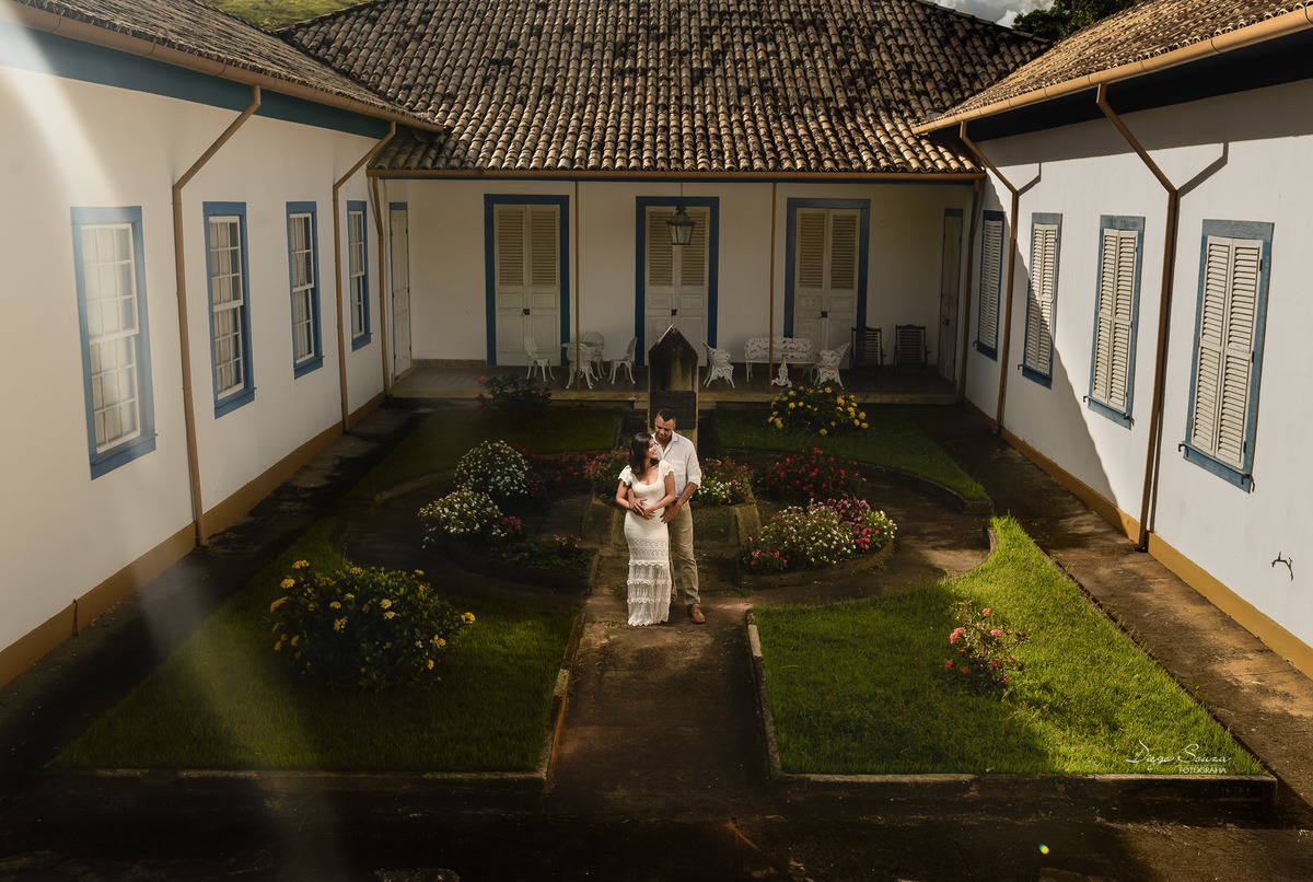 fotos pre casamento no mosteiro - fazenda santo antonio do Paiol em Valença-rj