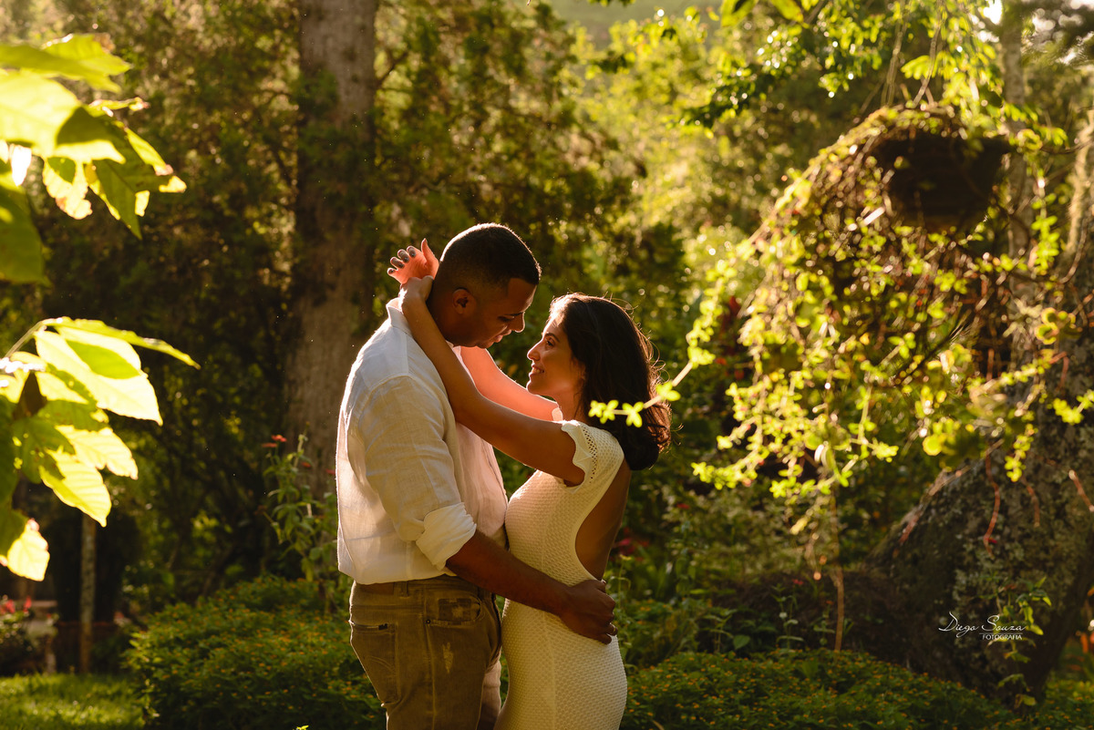 fotos pre casamento no mosteiro - fazenda santo antonio do Paiol em Valença-rj