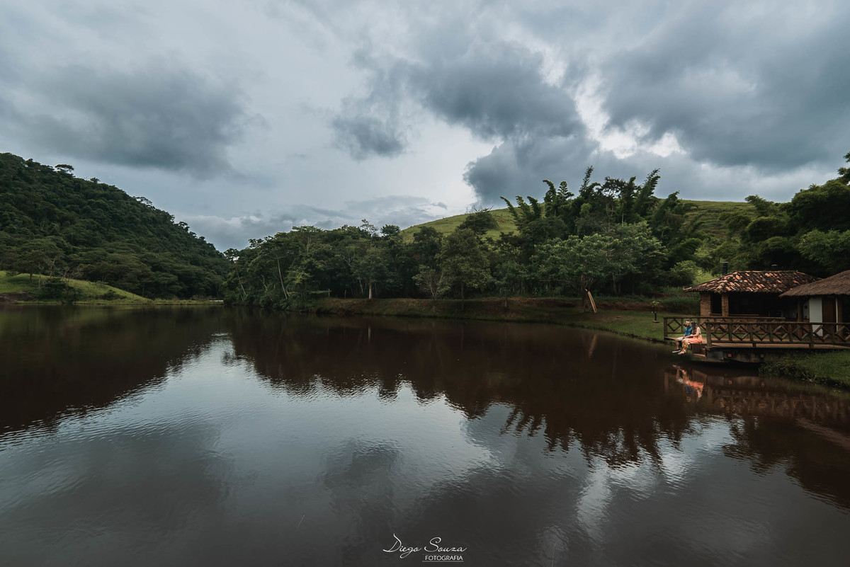 foto ensaio pré casamento no lago da fazenda campo alegre, fotógrafo premiado diego souza fotografia rj