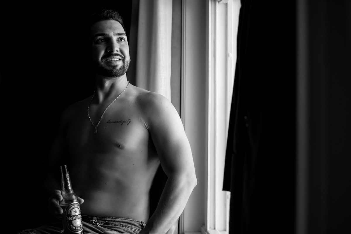 making of do noivo thiago no hotel bela vista em volta redonda-rj fotógrafo de casamento diego souza fotografia