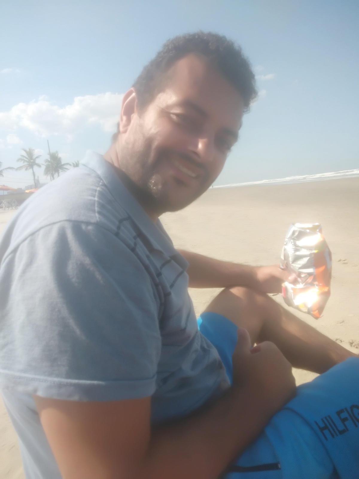 Rafael UNGIDO curtindo praia de boa!