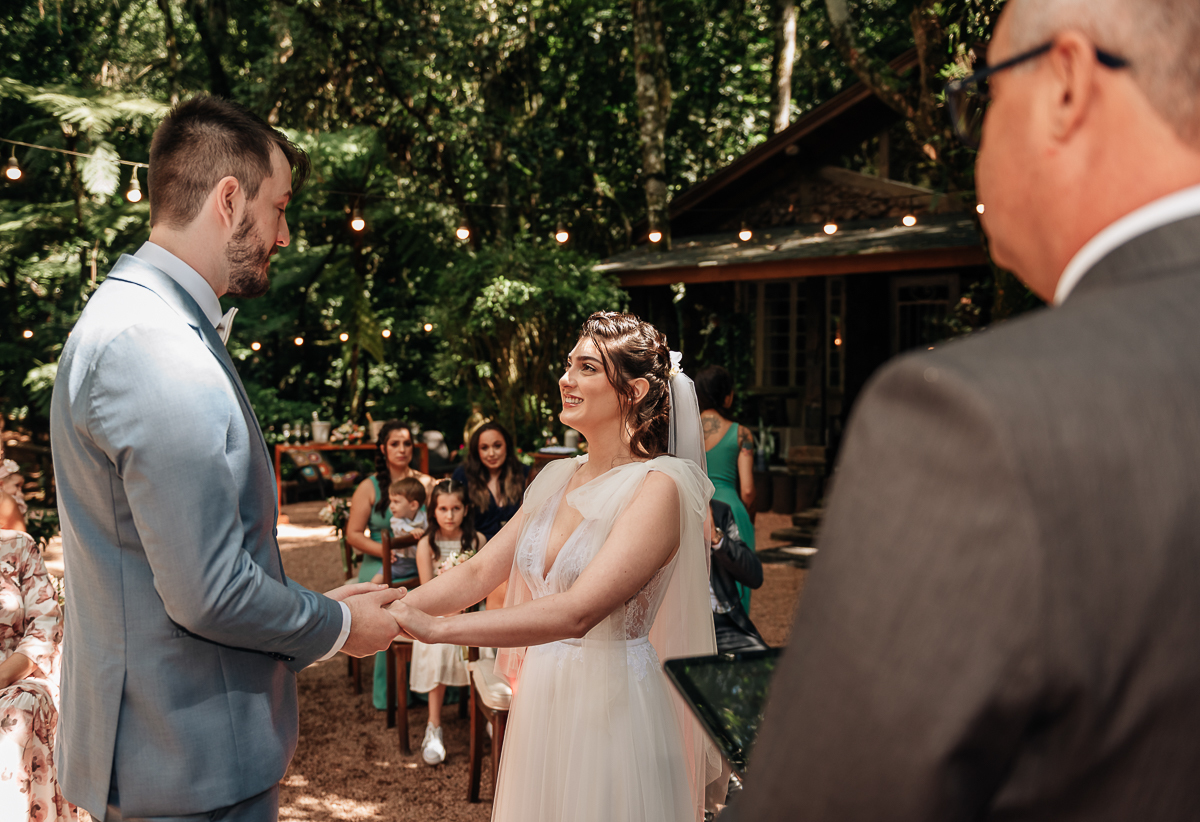 cerimonia-de-casamento-ao-ar-livre