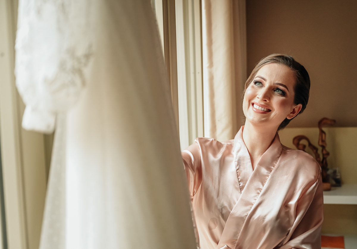 fotos-de-making-of-noiva-com-vestido