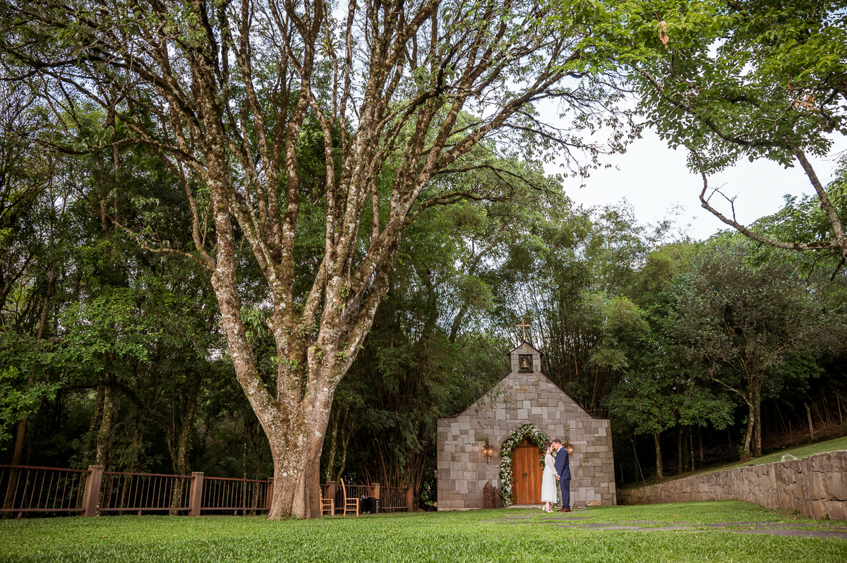 destination-wedding-em-bento-goncalves-villa-tuiuty-cerimonia-de-casamento-noivos-bruna-e-ricardo