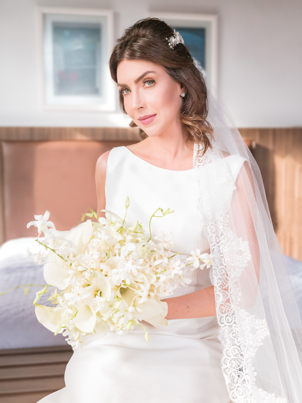 bouque-classico-branco-noiva-classica-casamento-na-serra-gaucha-noiva-vanessa