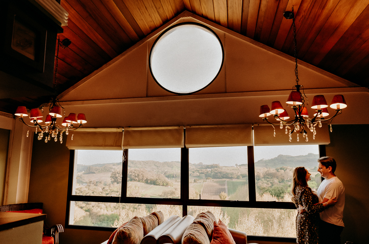 Ensaio de casal no Hotel Spa do Vinho em Bento Gonçalves