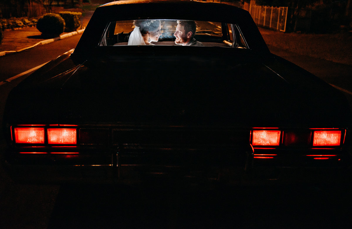 ensaio_pós_casamento_em_carro_antigo