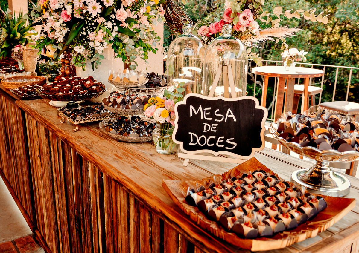 Decoração de mesa de doces de casamento Gérson Bem