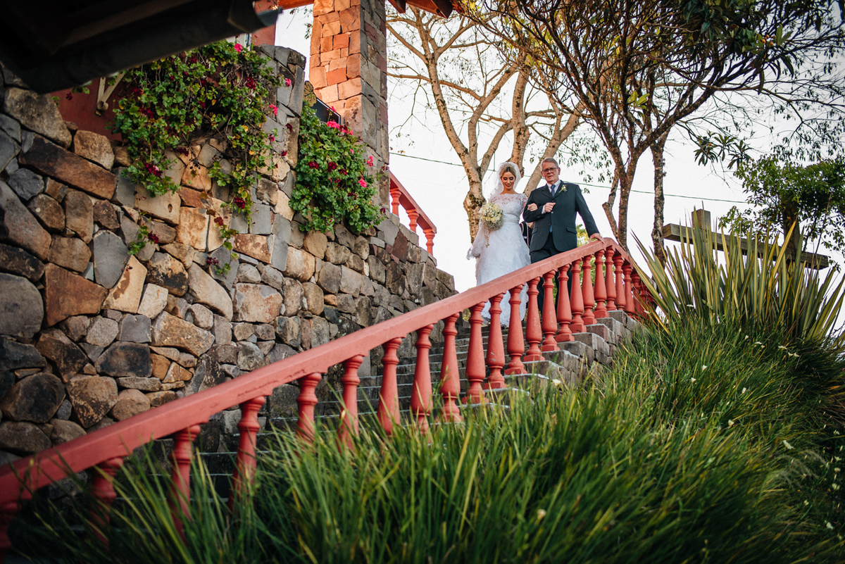 vinicola-marco-luigi-casamento-ao-ar-livre-no-vale-dos-vinhedos-destination-wedding-serra-gaucha-yuri-nunes-fotografo-de-casamento