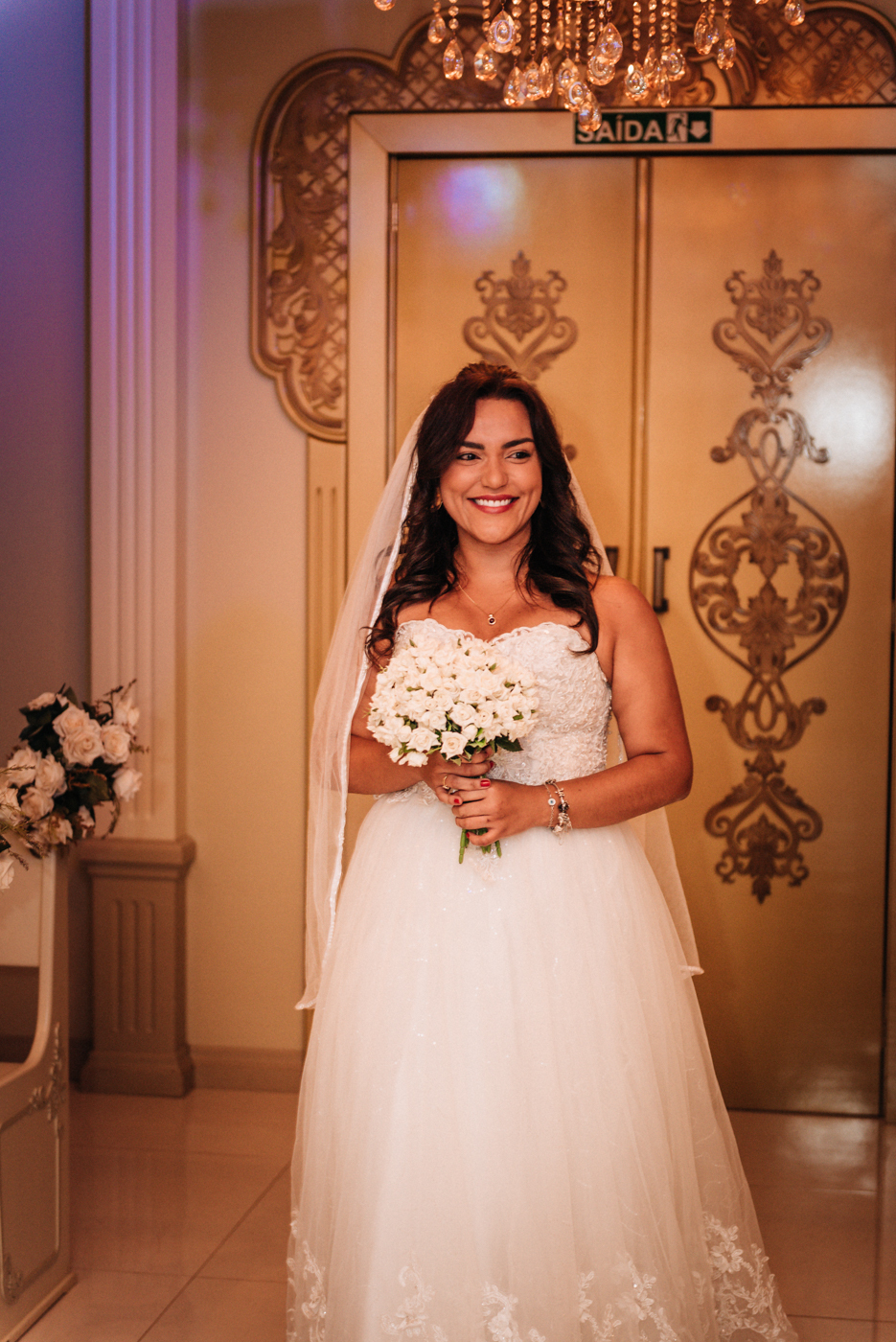 capela-do-elvis-em-gramado-entrada-da-noiva-