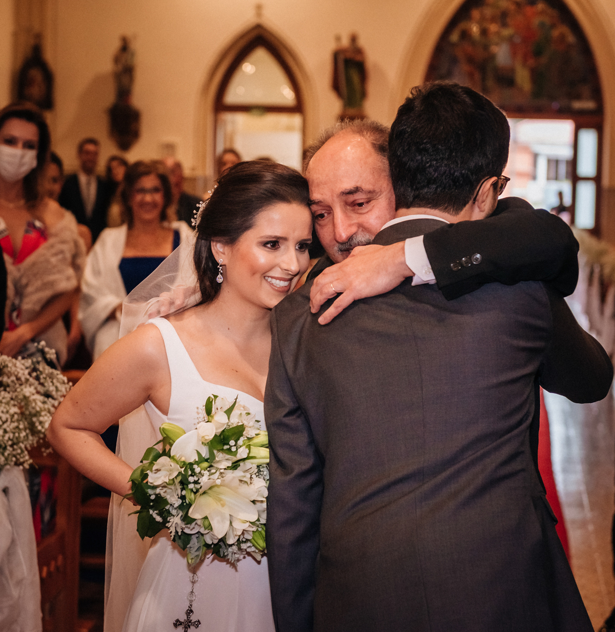 casamento-na-igreja-cristo-rei-bento-goncalves-entrada da noiva