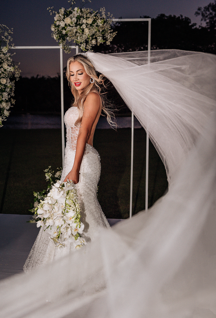 atelier-milton-rodrigues-fotografia-de-noiva-com-veu