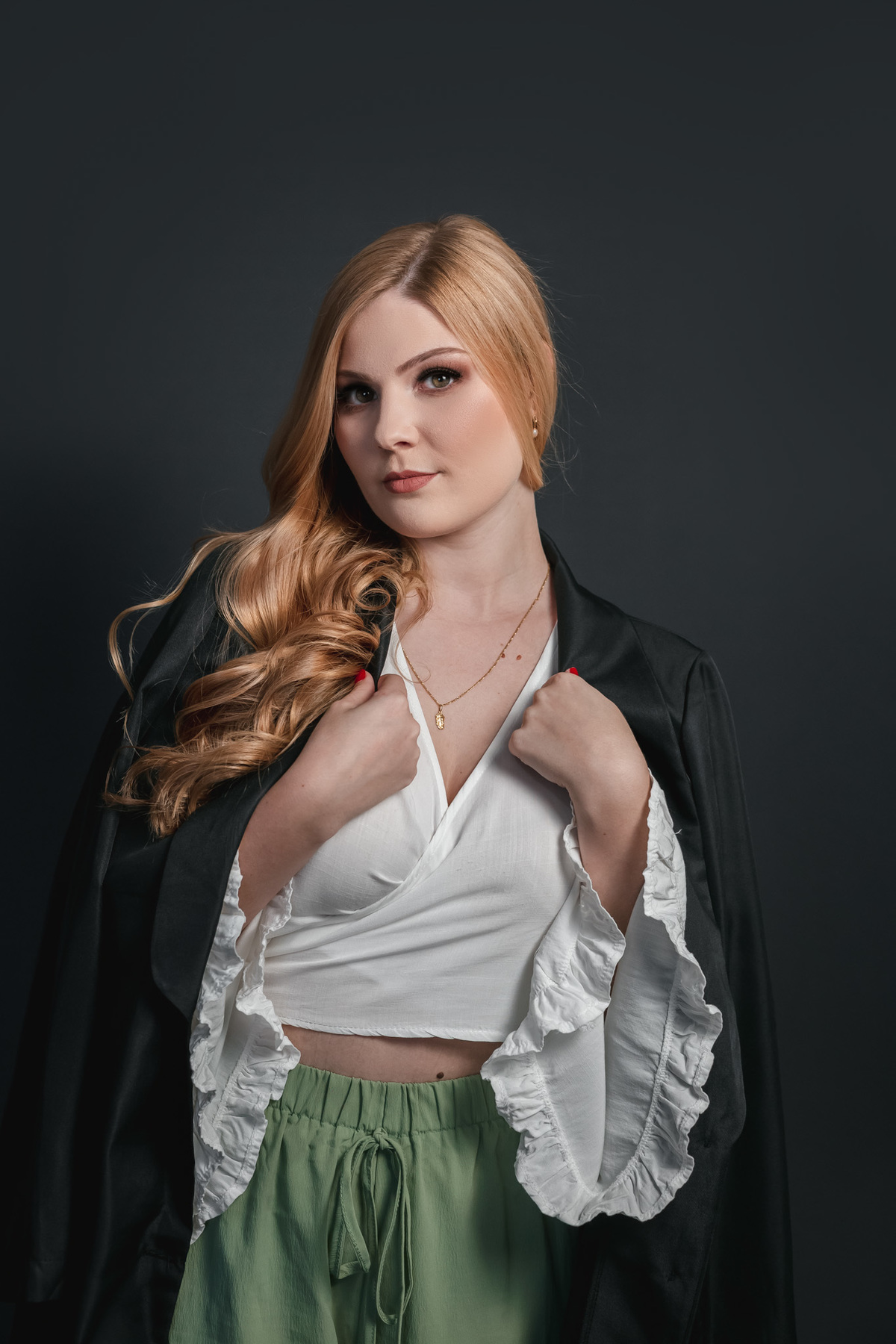 Suellen Oliveira
elegante 