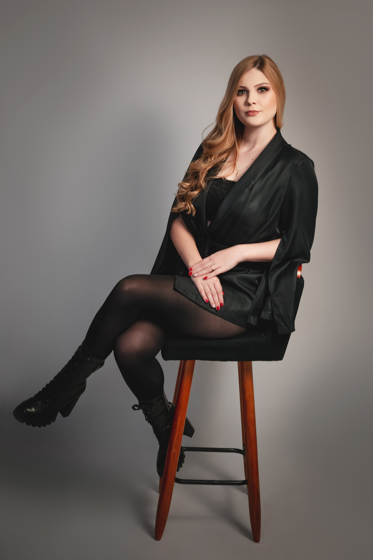 Suellen Oliveira.
fotos no banco